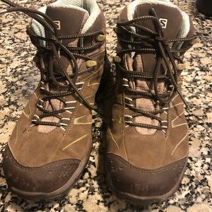 Salomon women’s quest gtx hiking boot